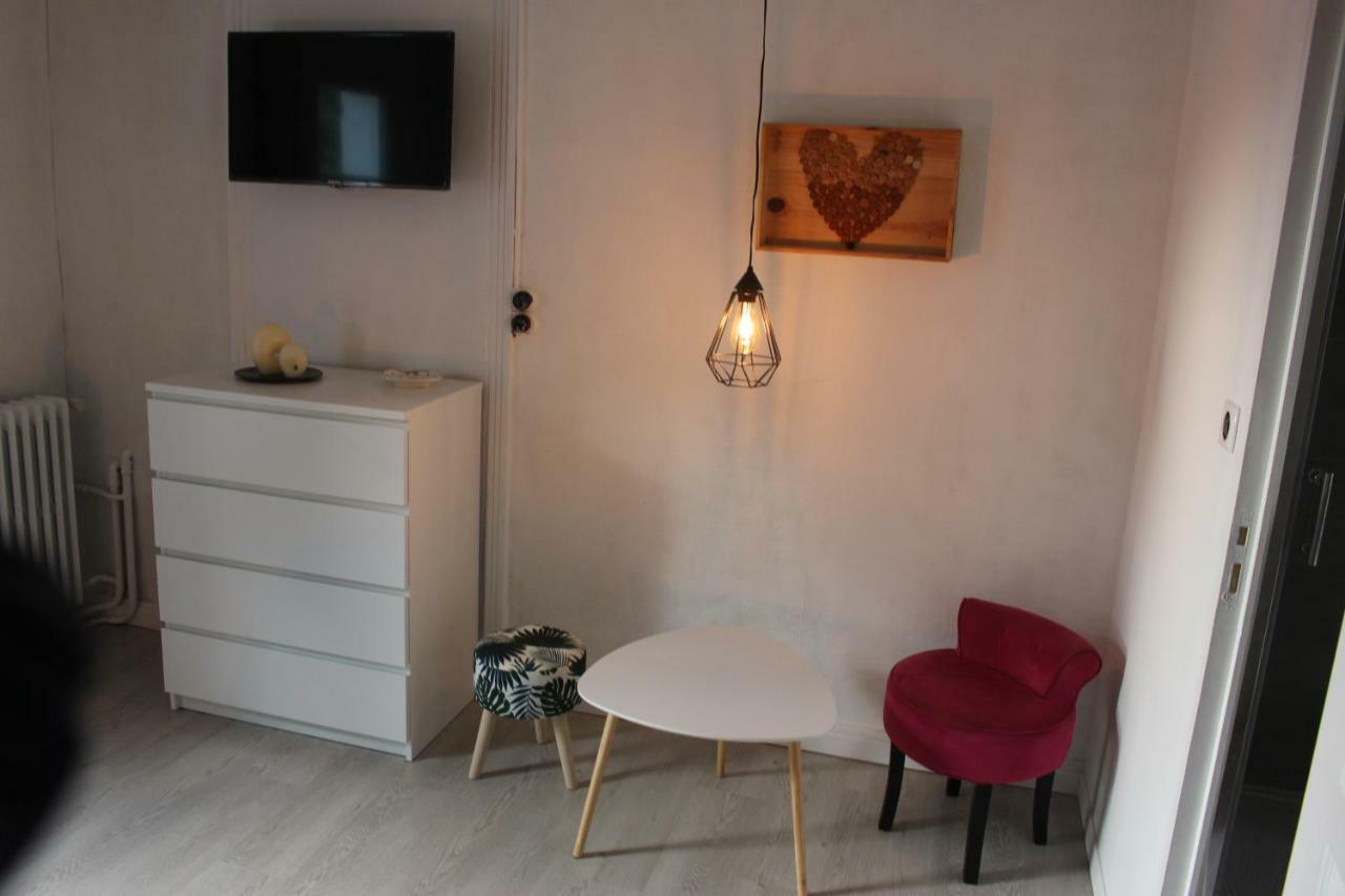 Chateau La Loge Villematier Екстериор снимка